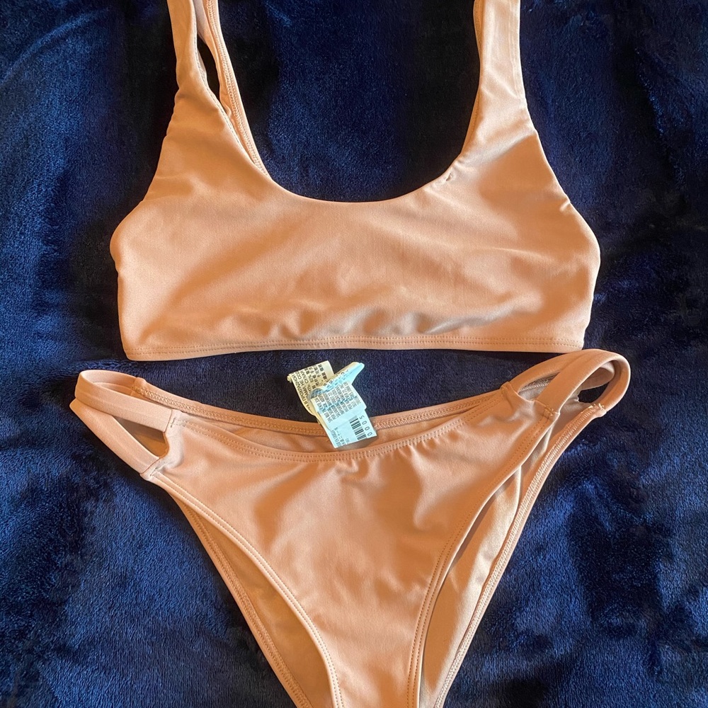 Bikini Bundle - Picture 4 of 4